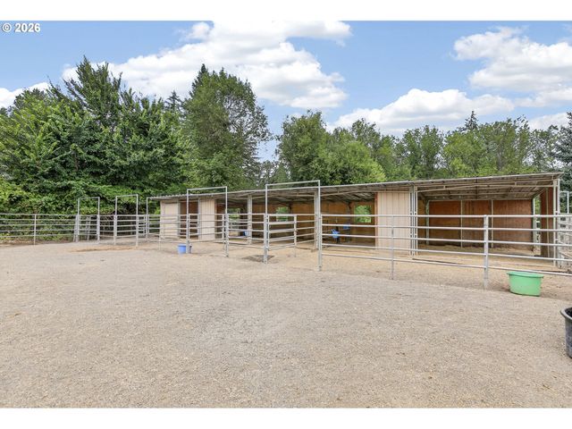 38325 SCRAVEL HILL Rd Ne, Albany, OR 97322