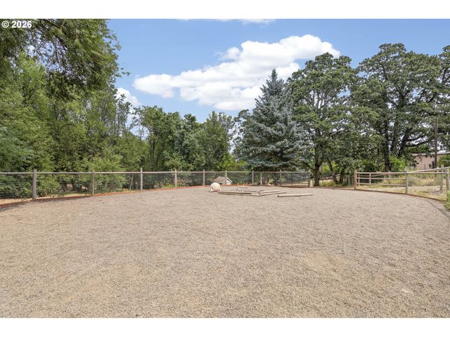 38325 SCRAVEL HILL Rd Ne, Albany, OR 97322
