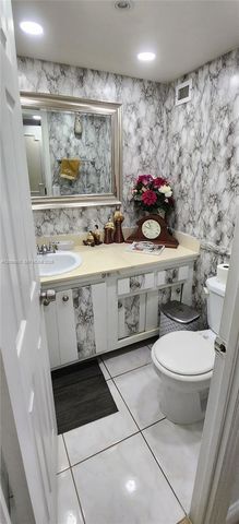 2750 NE 183rd St 1701, Aventura, FL 33160