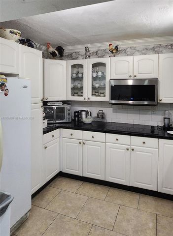 2750 NE 183rd St 1701, Aventura, FL 33160