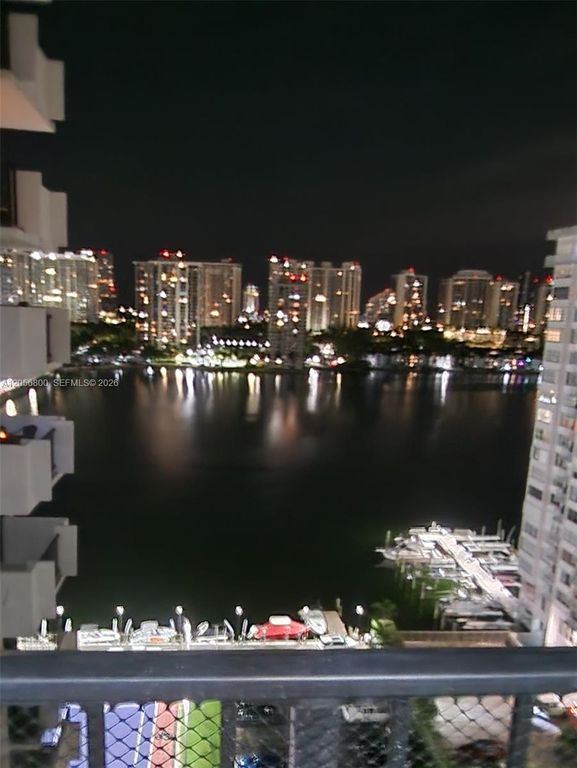 2750 NE 183rd St 1701, Aventura, FL 33160