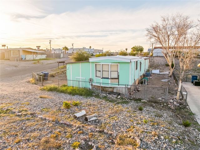 1368 Zircon Avenue, Bullhead City, AZ 86442