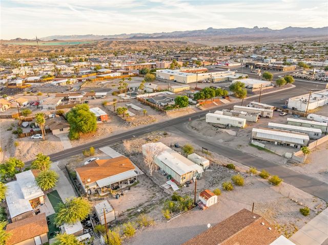 1368 Zircon Avenue, Bullhead City, AZ 86442