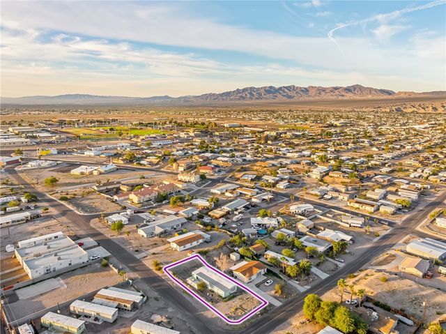 1368 Zircon Avenue, Bullhead City, AZ 86442