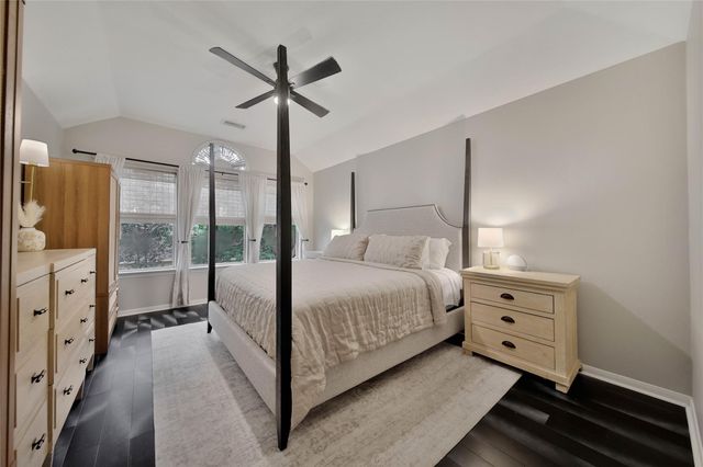 34 Wintergreen Trail, The Woodlands, TX 77382