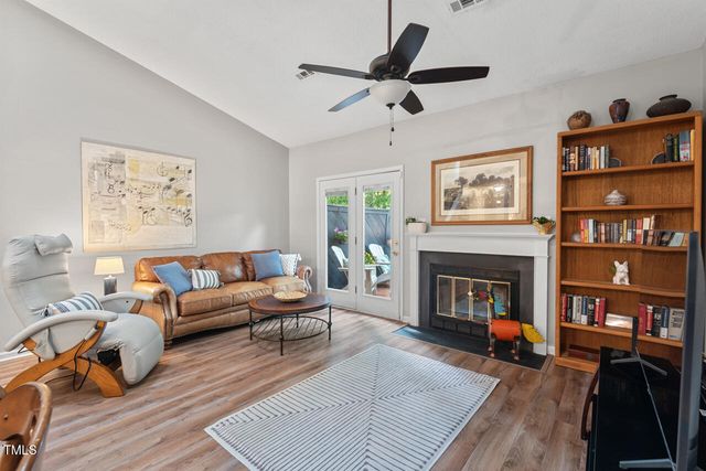 35 Stonewall Way, Durham, NC 27704