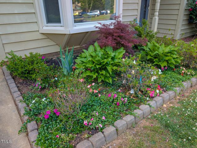 35 Stonewall Way, Durham, NC 27704