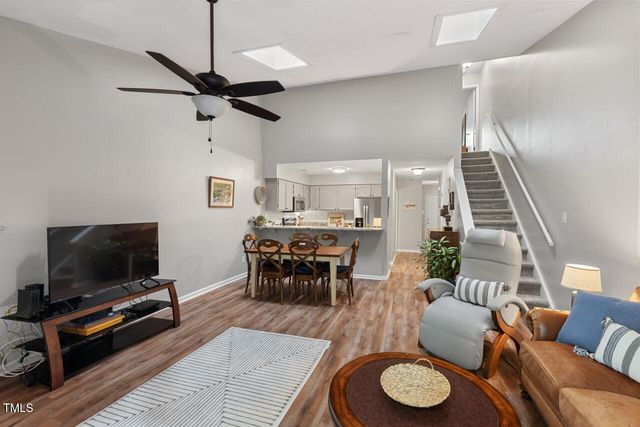 35 Stonewall Way, Durham, NC 27704