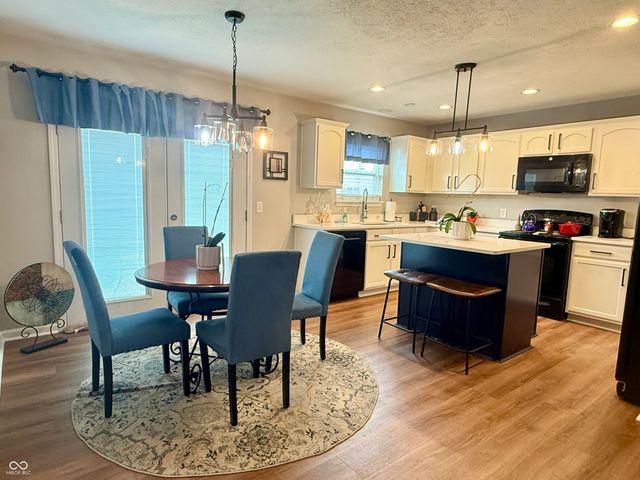 8063 Loveridge Drive, Indianapolis, IN 46268