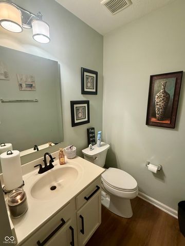 8063 Loveridge Drive, Indianapolis, IN 46268