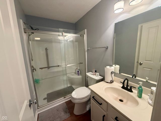 8063 Loveridge Drive, Indianapolis, IN 46268