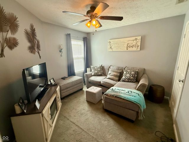 8063 Loveridge Drive, Indianapolis, IN 46268