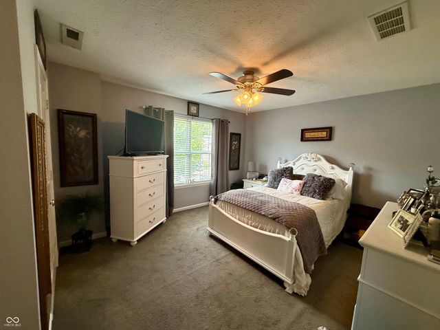 8063 Loveridge Drive, Indianapolis, IN 46268