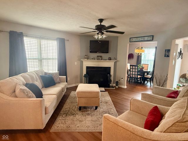 8063 Loveridge Drive, Indianapolis, IN 46268
