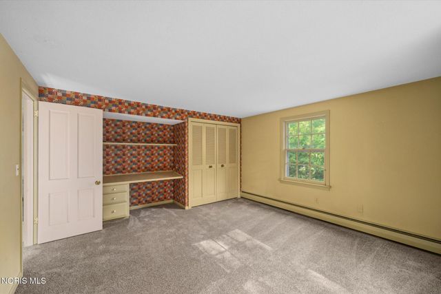42 Back Bay Road, Bowling Green, OH 43402