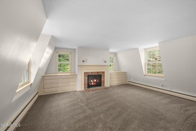 42 Back Bay Road, Bowling Green, OH 43402