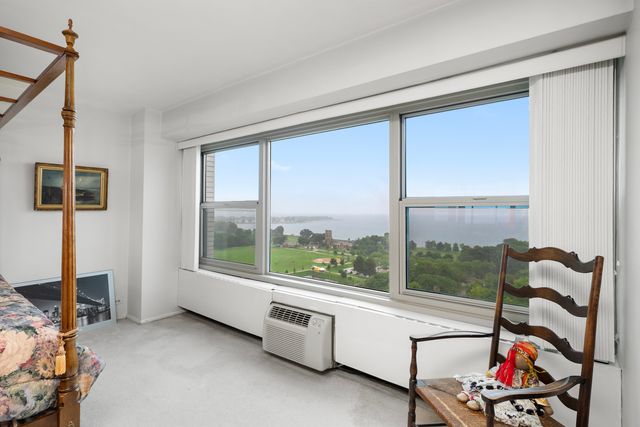 3600 N Lake Shore Drive 1701, Chicago, IL 60613