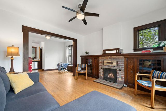 194 Logan Avenue N, Minneapolis, MN 55405