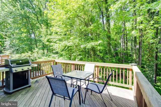 10582 REEDS LANDING CIR, Burke, VA 22015