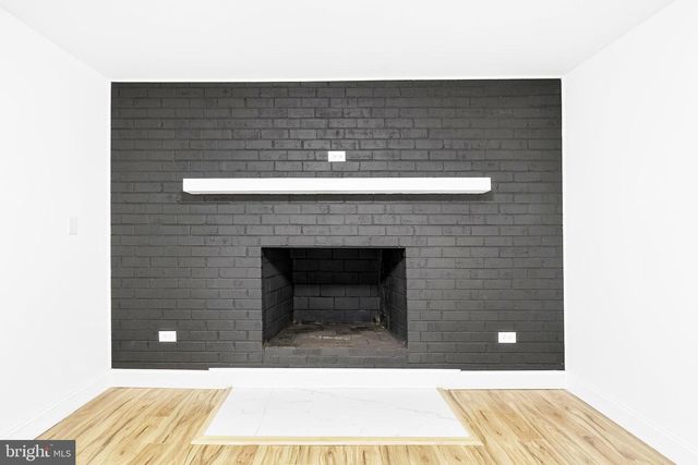 4004 OAK ST, Wilmington, DE 19808