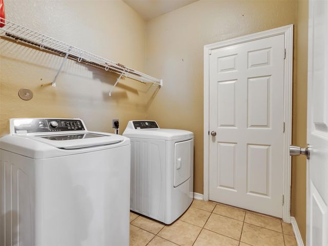 307 Autumn Creek Lane, Richmond, TX 77406
