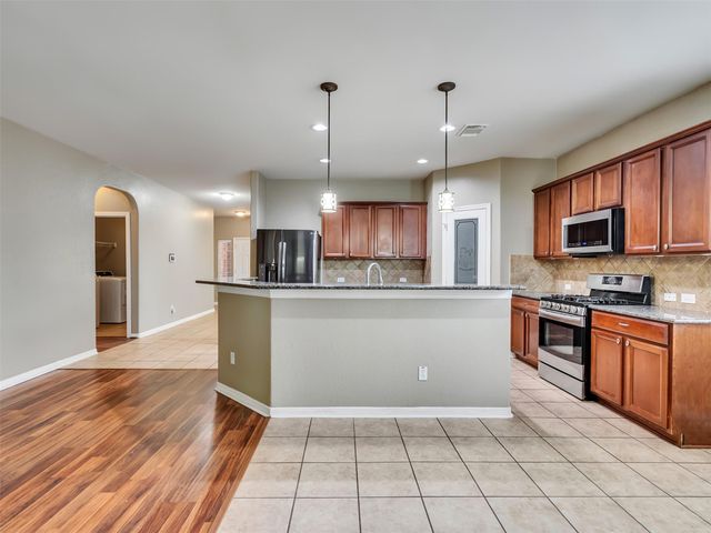 307 Autumn Creek Lane, Richmond, TX 77406