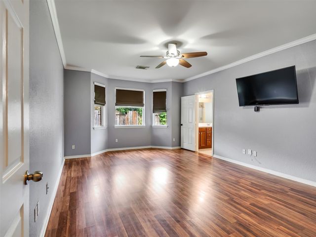 307 Autumn Creek Lane, Richmond, TX 77406