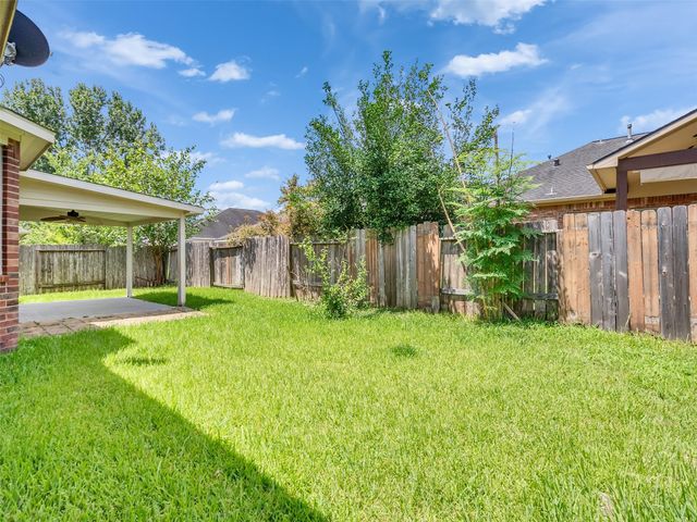 307 Autumn Creek Lane, Richmond, TX 77406