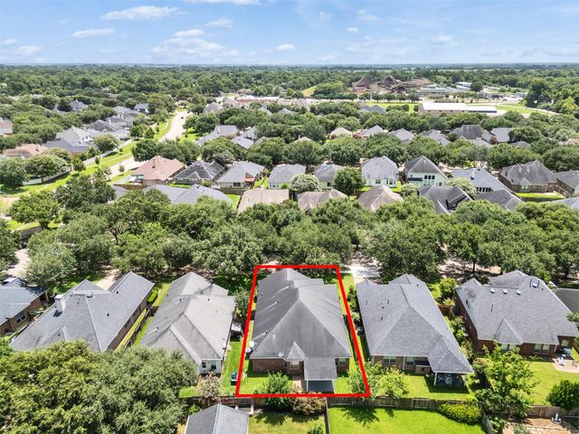 307 Autumn Creek Lane, Richmond, TX 77406