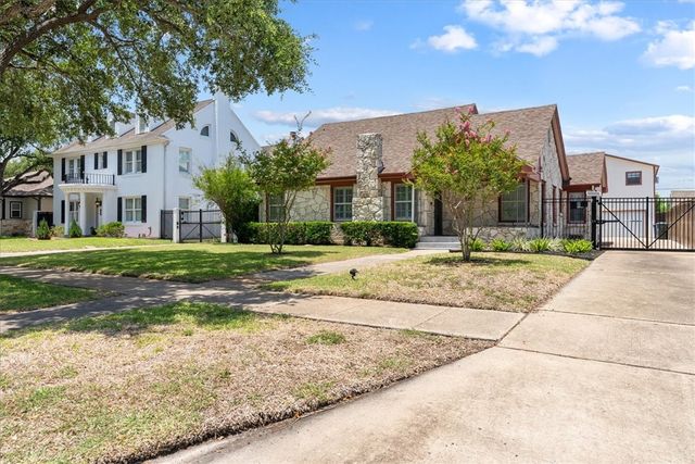 524 Del Mar, Corpus Christi, TX 78404