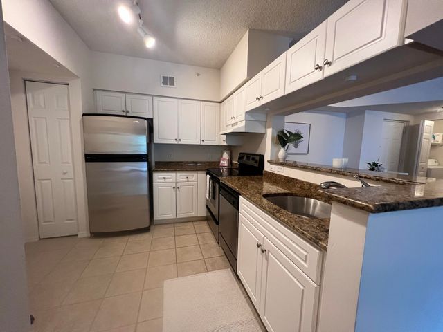 1306 Tuscany Way 306, Boynton Beach, FL 33435