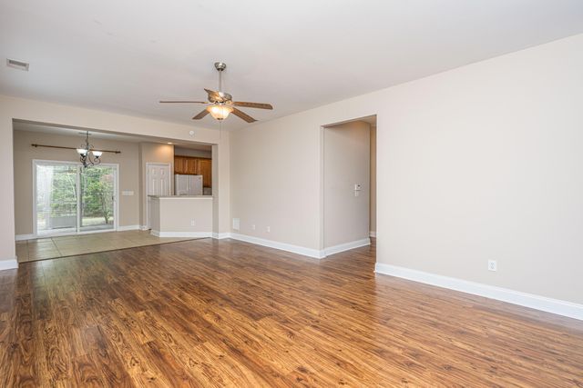 7103 Sweet Grass Boulevard, Hanahan, SC 29410