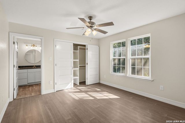 333 E Hafer Unit 200, San Antonio, TX 78214