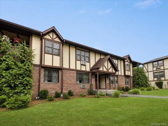 494 Sierra Vista Lane, Valley Cottage, NY 10989