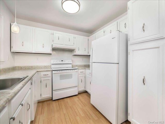 494 Sierra Vista Lane, Valley Cottage, NY 10989