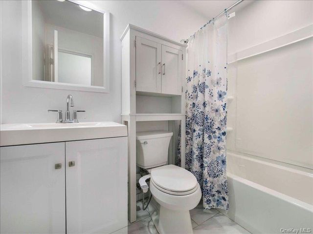 494 Sierra Vista Lane, Valley Cottage, NY 10989
