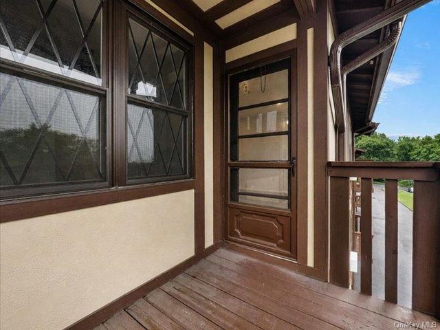 494 Sierra Vista Lane, Valley Cottage, NY 10989