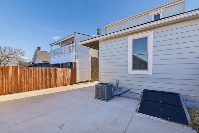 196 Main Street, Newport, KY 41071