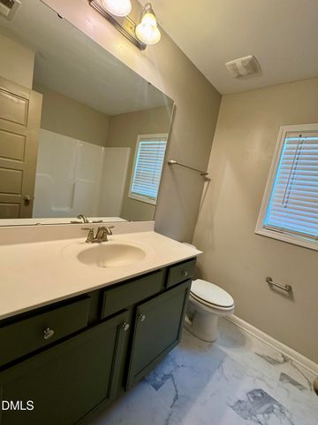63 Crawford Parkway, Clayton, NC 27520