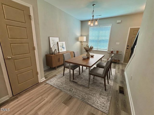 63 Crawford Parkway, Clayton, NC 27520