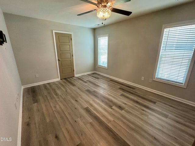 63 Crawford Parkway, Clayton, NC 27520