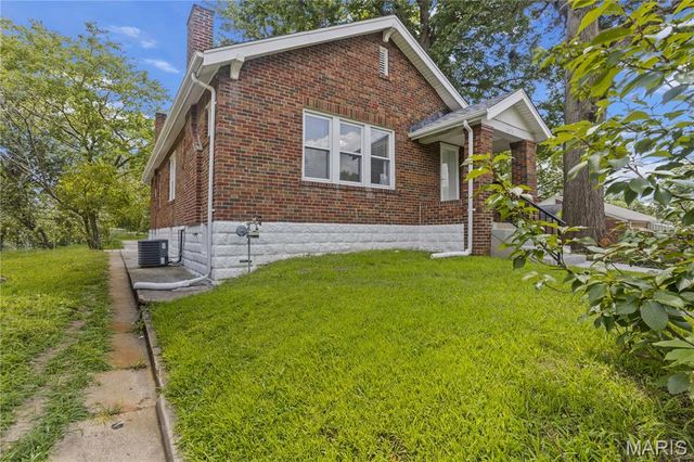 1272 Pennsylvania Avenue, St Louis, MO 63130