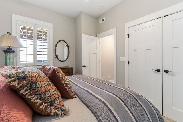 330 Aenon Falls Ln, Rock Island, TN 38581