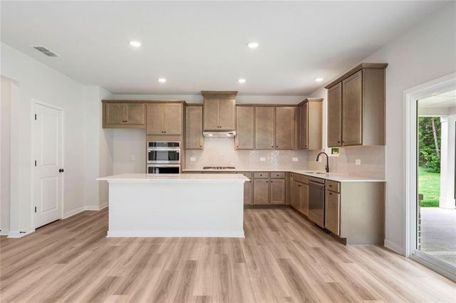 125 Serenade Creek Road, Mcdonough, GA 30252