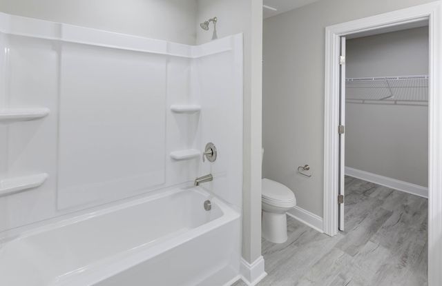 911 N Lemacks Street, Walterboro, SC 29488