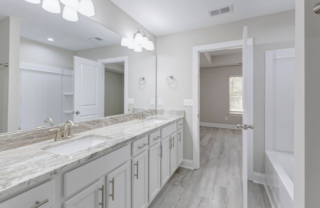 911 N Lemacks Street, Walterboro, SC 29488