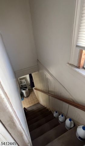 838 Martin St, Elizabeth City, NJ 07201