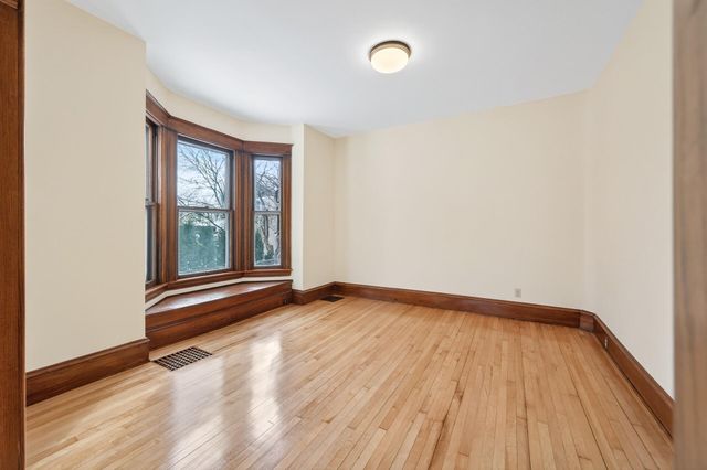 2302 Brewster Street, Saint Paul, MN 55108