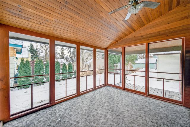 2302 Brewster Street, Saint Paul, MN 55108