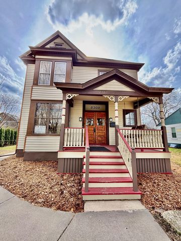 2302 Brewster Street, Saint Paul, MN 55108